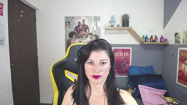 Aliiz 01 online show from 06-05-26, 07:08