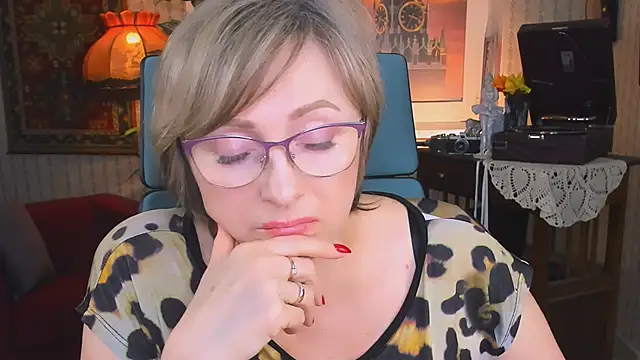 sugar vivien online show from 02-05-25, 06:26