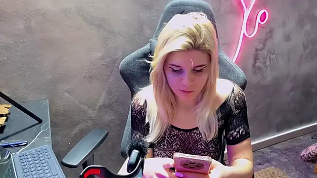 LeylaRosse online show from 02-17-26, 07:49