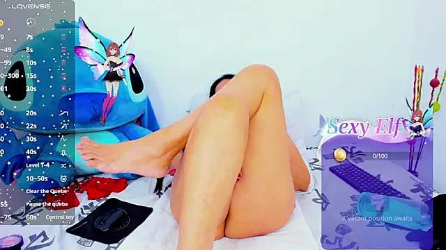 HorniestMilf online show from 04-18-26, 09:15