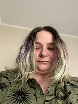 kitten0760 online show from 06-06-26, 10:36