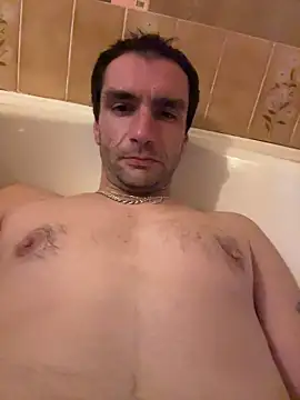 Snapshot of youhavefunandillcum chatting on 11-18-25, 02:54 youhavefunandillcum online show from 11-18-25, 02:54