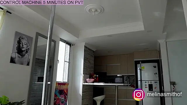 Melina-Smith online show from 10-31-25, 07:48