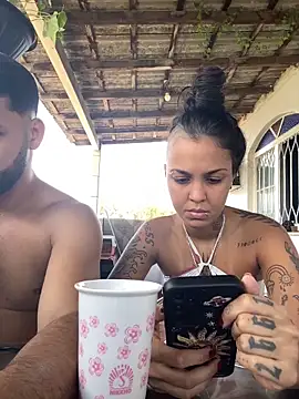 Snapshot of poliannaxx chatting on 12-21-25, 03:08 poliannaxx online show from 12-21-25, 03:08