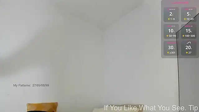 Snapshot of CirceJuno1 chatting on 12-14-25, 10:47 CirceJuno1 online show from 12-14-25, 10:47