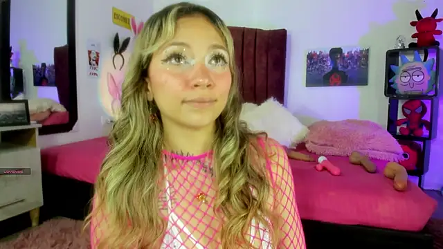 Snapshot of alisson_zafiro_ chatting on 02-02-25, 06:04 alisson zafiro online show from 02-02-25, 06:04