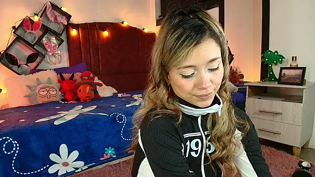 Snapshot of alisson_zafiro_ chatting on 03-09-25, 06:17 alisson zafiro online show from 03-09-25, 06:17