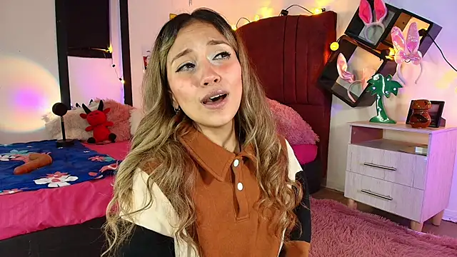 Snapshot of alisson_zafiro_ chatting on 03-12-25, 09:23 alisson zafiro online show from 03-12-25, 09:23