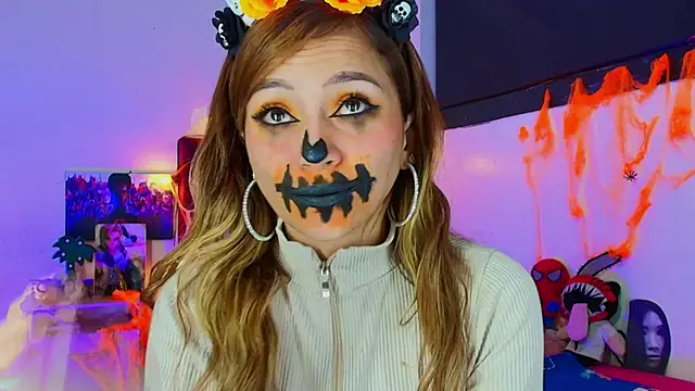 Snapshot of alisson_zafiro_ chatting on 10-28-25, 03:21 alisson zafiro online show from 10-28-25, 03:21