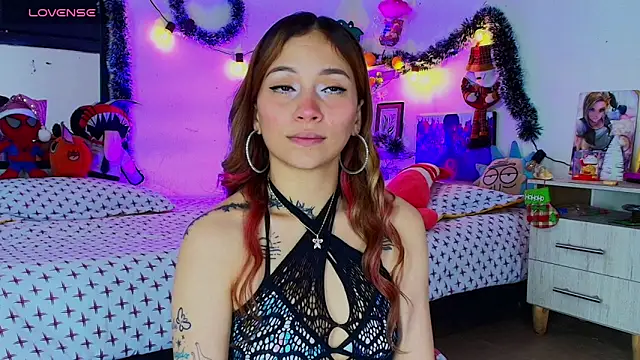 Snapshot of alisson_zafiro_ chatting on 12-04-25, 03:16 alisson zafiro online show from 12-04-25, 03:16