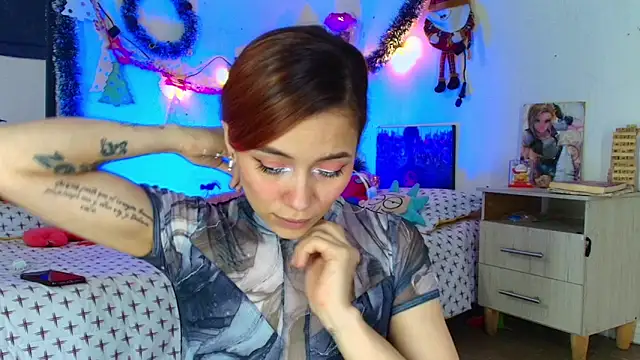 Snapshot of alisson_zafiro_ chatting on 12-15-25, 03:22 alisson zafiro online show from 12-15-25, 03:22