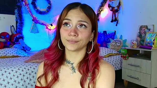 Snapshot of alisson_zafiro_ chatting on 12-20-25, 03:24 alisson zafiro online show from 12-20-25, 03:24