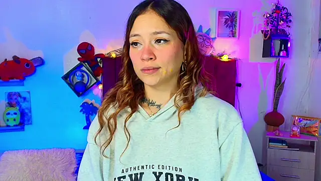 Snapshot of alisson_zafiro_ chatting on 02-27-26, 03:28 alisson zafiro online show from 02-27-26, 03:28