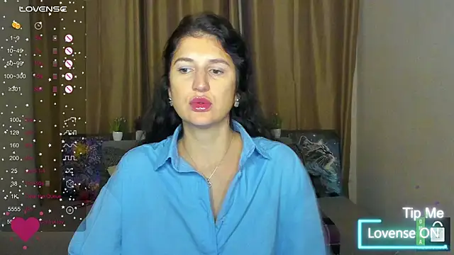 Alianna Solo Kisses online show from 11-21-25, 06:23