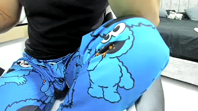 Valerioe online show from 02-17-26, 01:51