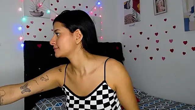 floweer  online show from 02-25-25, 04:21