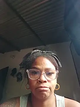 Snapshot of Melanie_candy_ chatting on 02-10-26, 06:56 Melanie candy online show from 02-10-26, 06:56