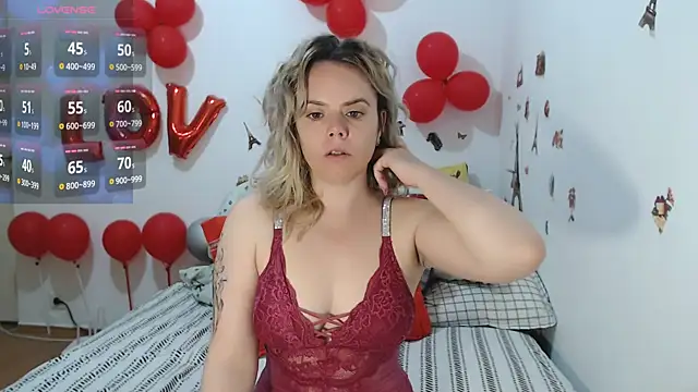 hotmilf4uxxx online show from 04-03-26, 10:02