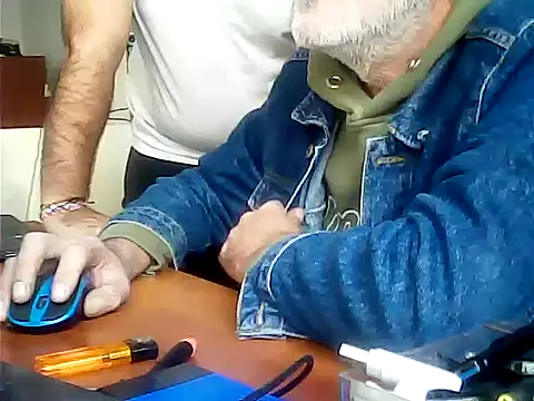 zormen355 online show from 10-15-25, 09:42