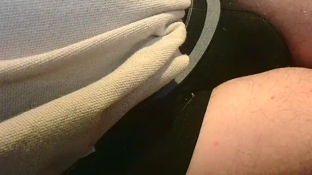 T0Yforeskin online show from 07-04-26, 09:21