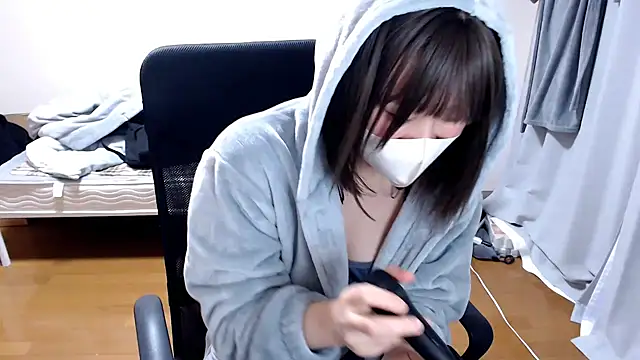 izumi  123 online show from 02-10-25, 11:02