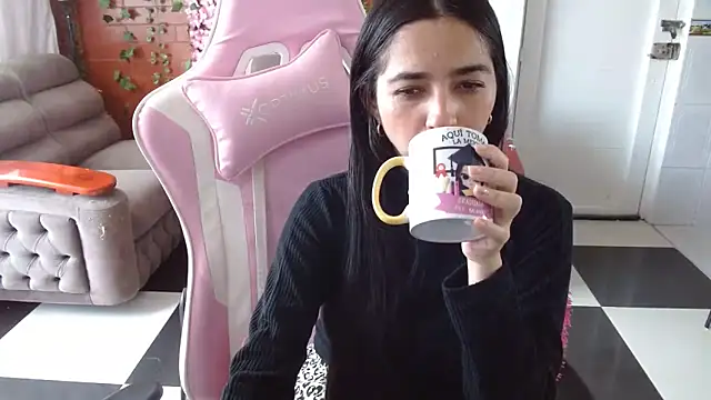 Snapshot of kendall_all4u chatting on 02-08-26, 08:56 kendall all4u online show from 02-08-26, 08:56