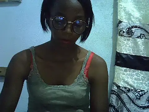 ElianeHot online show from 02-17-25, 06:37