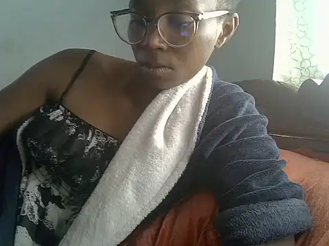 ElianeHot online show from 04-23-26, 11:31