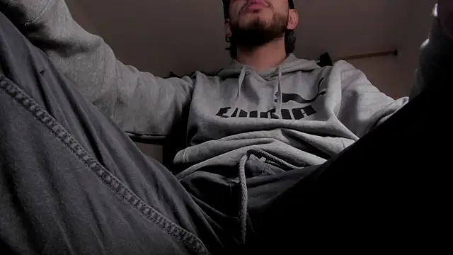 s sven03 online show from 06-18-26, 11:42