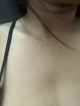 Mia 656 online show from 03-12-26, 02:34