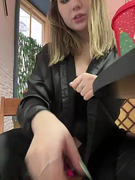 PumaShyXD online show from 12-19-24, 10:56