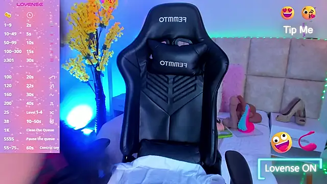 LiaaGenner online show from 03-02-25, 05:36