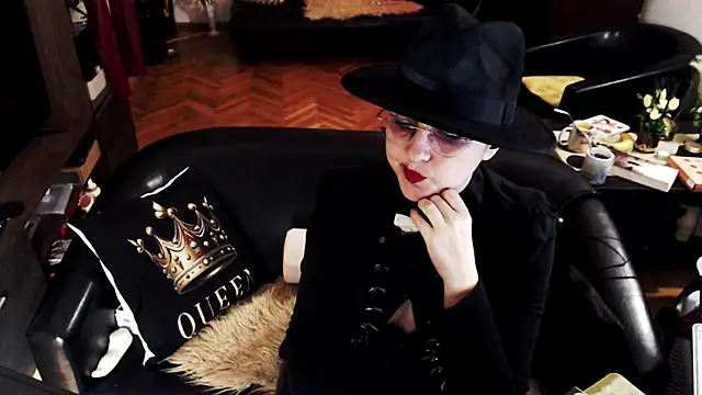 Imperatriza online show from 04-27-26, 07:12