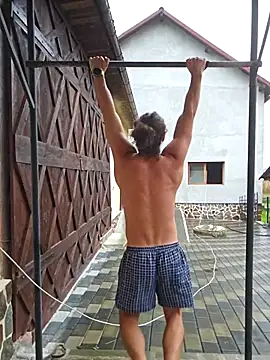 Snapshot of Mariusvidican chatting on 09-11-25, 08:25 Mariusvidican online show from 09-11-25, 08:25