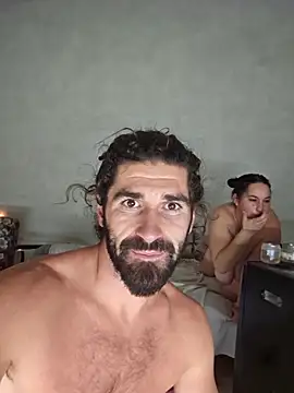 Snapshot of Mariusvidican chatting on 10-29-25, 07:48 Mariusvidican online show from 10-29-25, 07:48