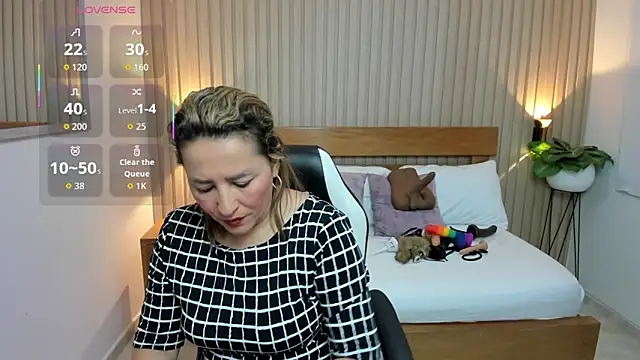 luciana ballesteros  online show from 06-06-26, 11:59