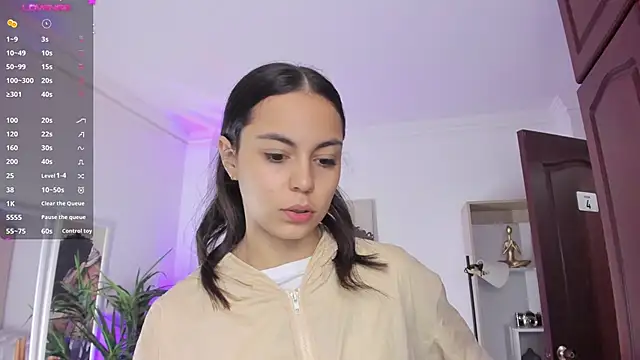 Aleejaa   online show from 02-13-25, 11:28