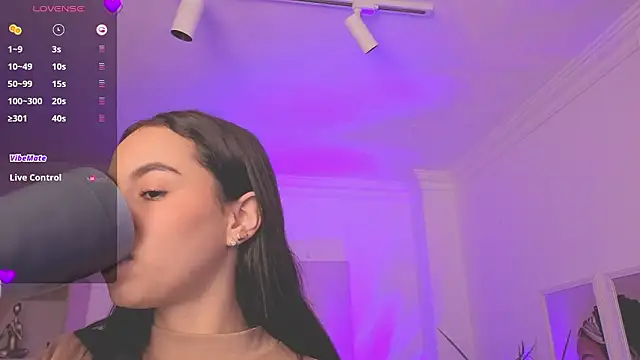 Aleejaa   online show from 01-19-26, 11:25