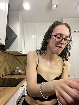 MartiniiSelenna online show from 09-19-25, 05:53