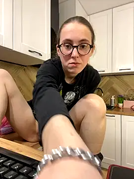 MartiniiSelenna online show from 10-16-25, 06:14