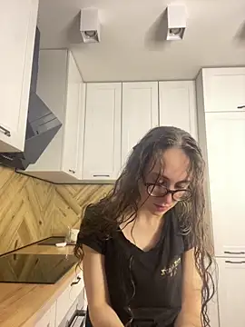 MartiniiSelenna online show from 11-22-25, 06:56