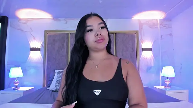 MarianaGarciaa   online show from 04-28-26, 06:57