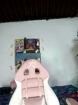 lovely kitt online show from 04-30-26, 03:24