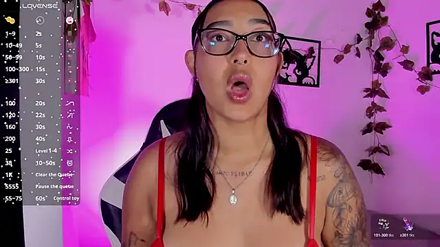 Snapshot of melanieecox chatting on 11-27-25, 11:18 melanieecox online show from 11-27-25, 11:18