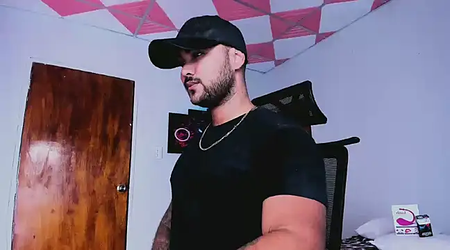 Sebas-hott online show from 02-06-25, 02:44