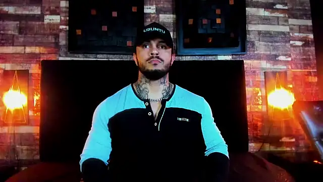 Snapshot of Van_Velckan chatting on 02-14-25, 03:33 Van Velckan online show from 02-14-25, 03:33