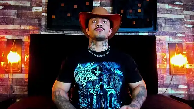 Snapshot of Van_Velckan chatting on 02-17-25, 03:47 Van Velckan online show from 02-17-25, 03:47