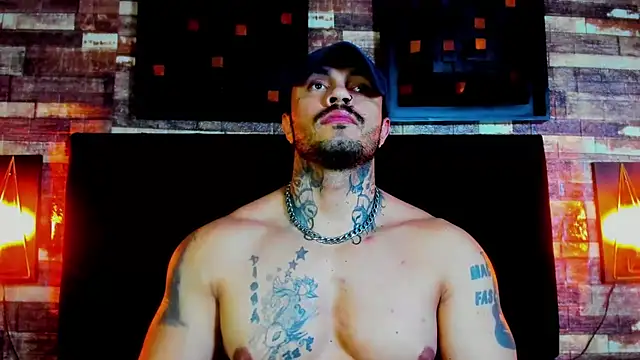 Snapshot of Van_Velckan chatting on 02-24-25, 07:44 Van Velckan online show from 02-24-25, 07:44