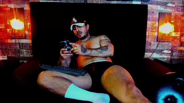 Snapshot of Van_Velckan chatting on 02-26-25, 07:09 Van Velckan online show from 02-26-25, 07:09