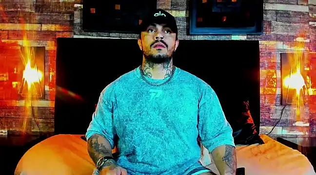 Snapshot of Van_Velckan chatting on 03-22-25, 04:03 Van Velckan online show from 03-22-25, 04:03